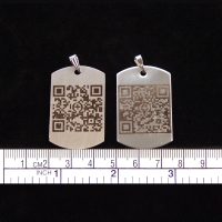 Edelstahl Halskettenanhänger "DOG TAG XL" (41x25mm) mit Ihrem dynamischen Grappt-Notfall-QR-Code